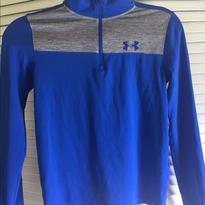 Under armour youth (M) boys half zip top